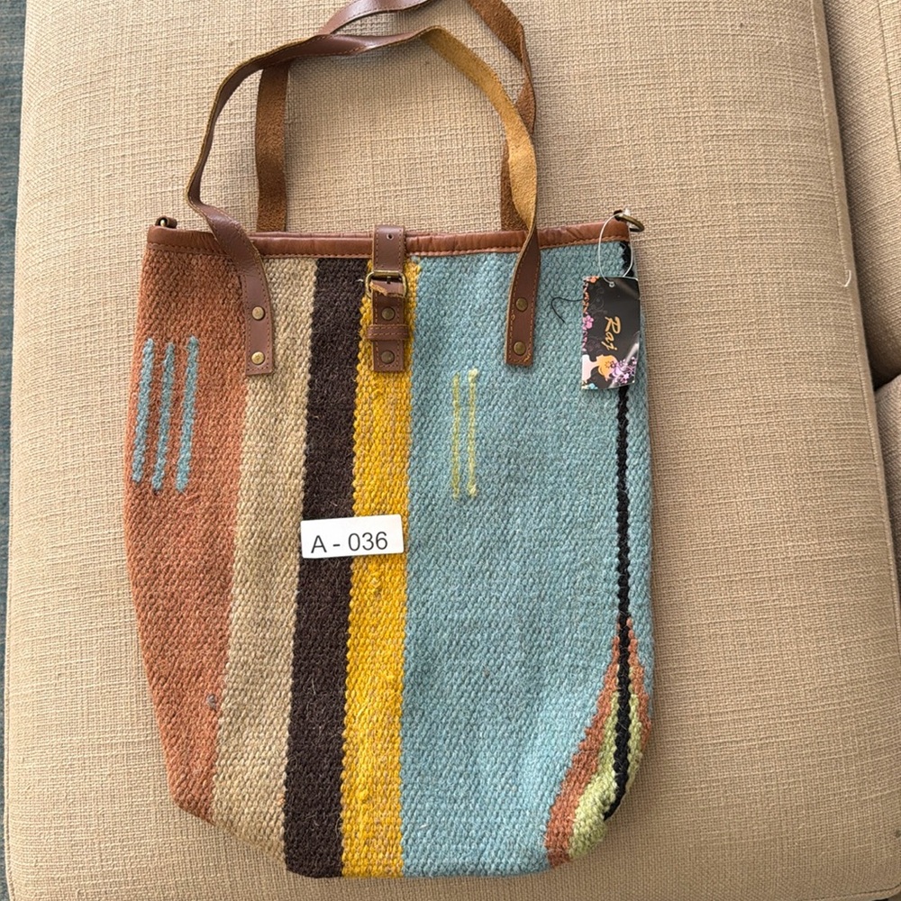 Raj Carpet Purse